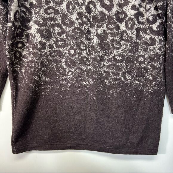 New Chico's Women's 100%Wool Knit Animal Print Ombre Open Cardigan Size 2 large - Picture 13 of 16